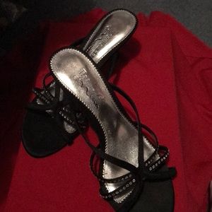 Evening wear shoes
